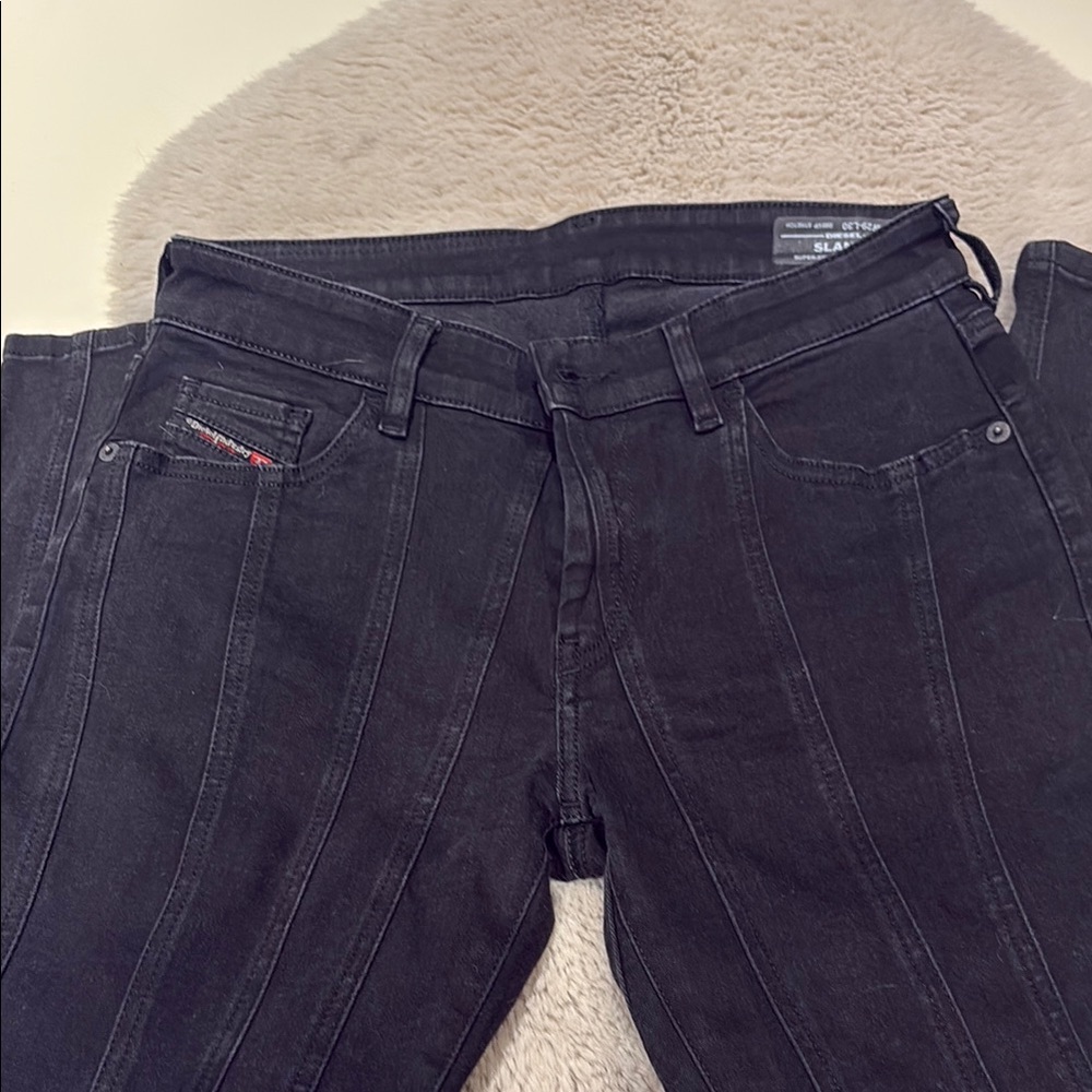 Diesel Black Skinny Jeans with Sturdy Waistband and Smooth Texture